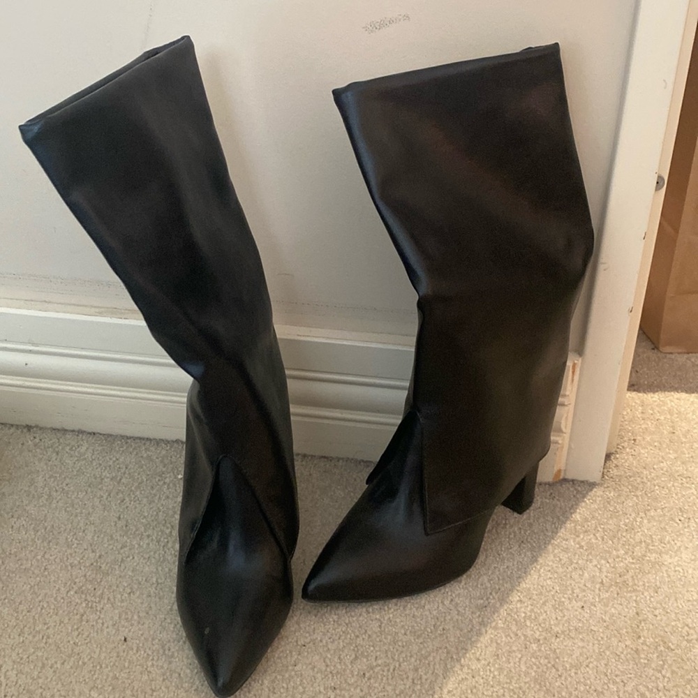 Black fold over heeled boots